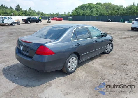 2007 Honda Accord 2.4 Lx из США, поврежденный, VIN 1HGCM56437A136248